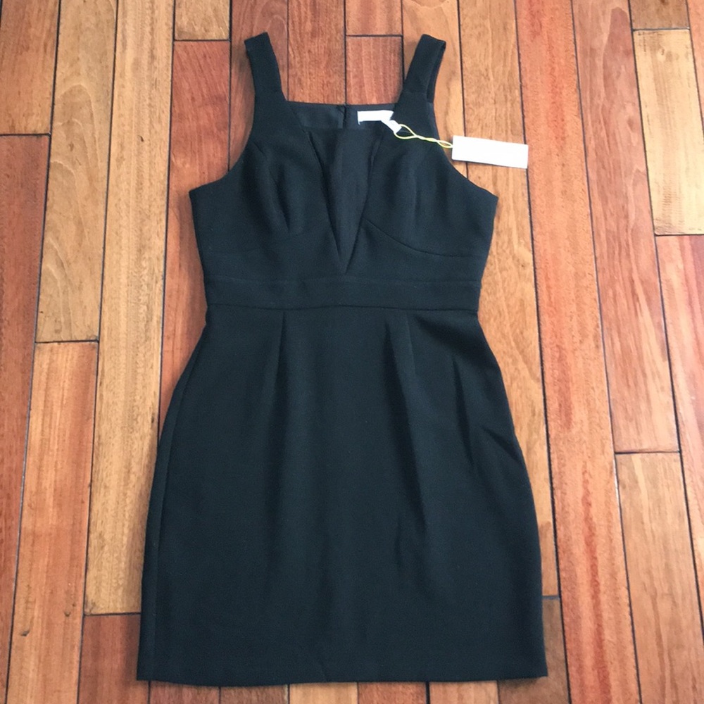 Short black dress BCBG
